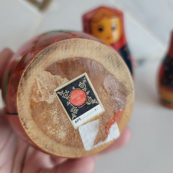 Vintage Matryoshka dolls USSR Nesting Dolls set of 4. - Picture 2 of 5